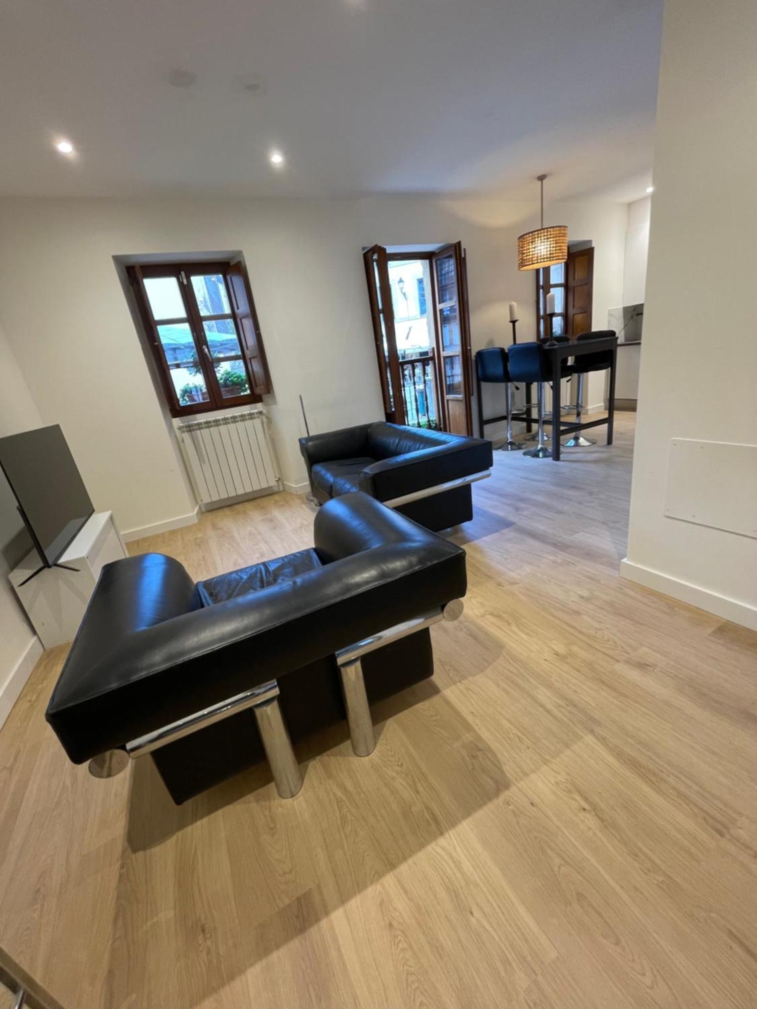 Apartamento Cool For 4 At The Medieval Quarter *